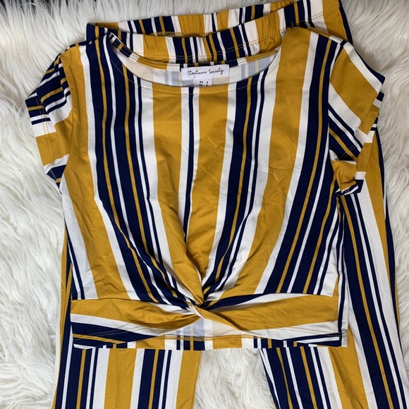 2 piece set - Picture 1 of 2